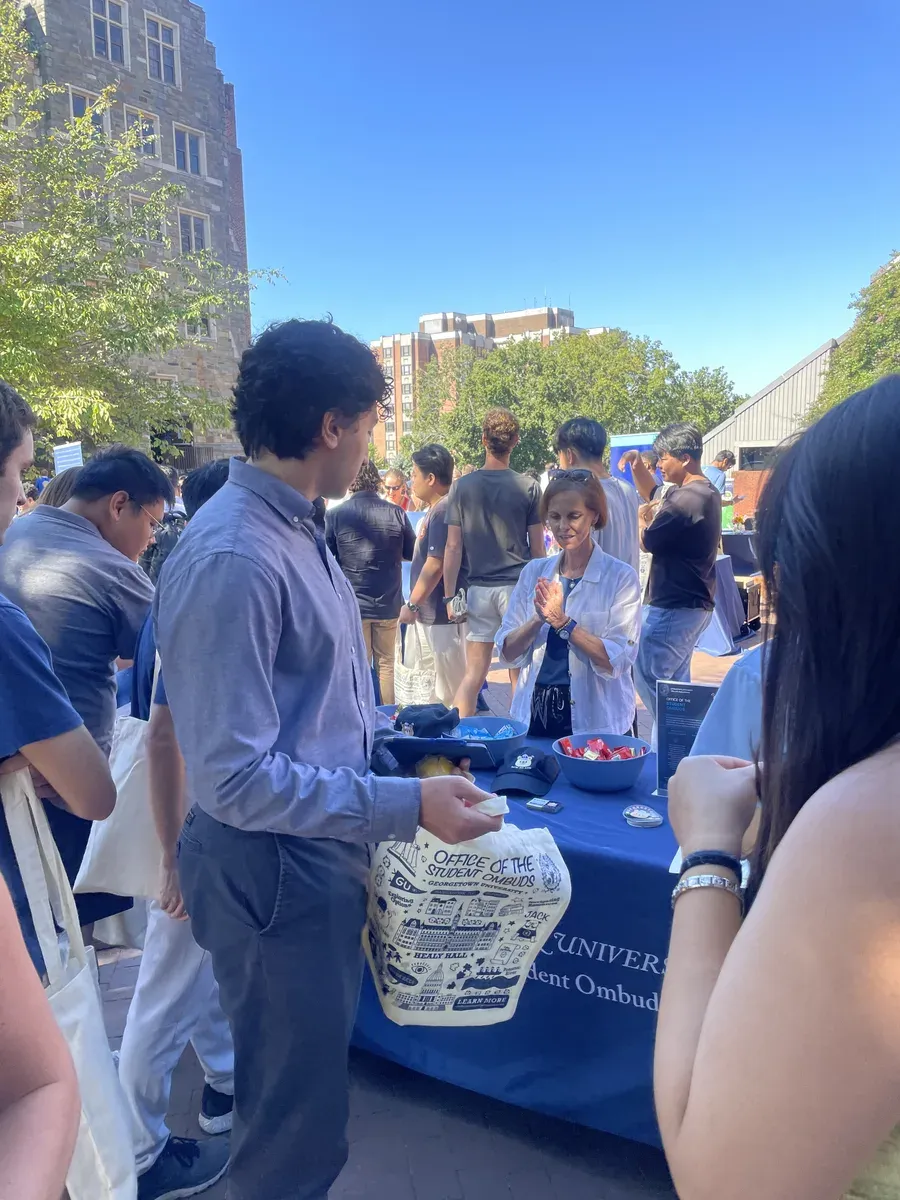 Georgetown Student Ombuds event table on campus.